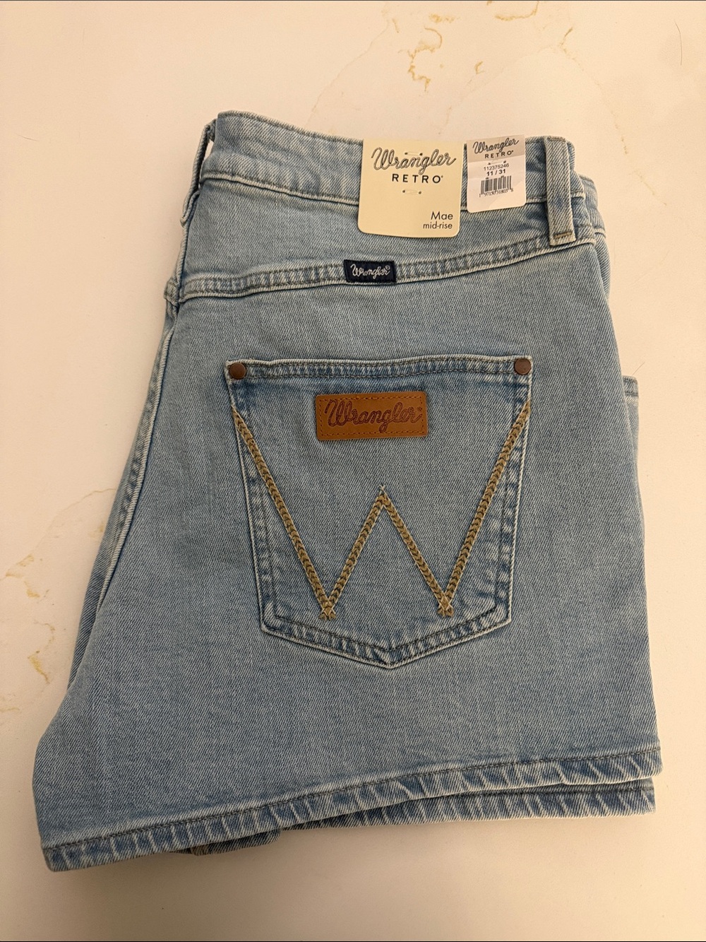 NWT Women’s Wrangler Retro Mae Mid-Rise Shorts
